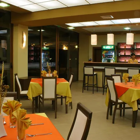 Hotel Iskar & Aquapark 3*