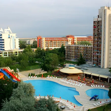 Iskar & Aquapark サニービーチ