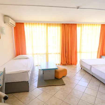 Iskar & Aquapark Hotel