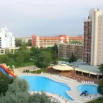 Iskar & Aquapark Хотел Слънчев бряг