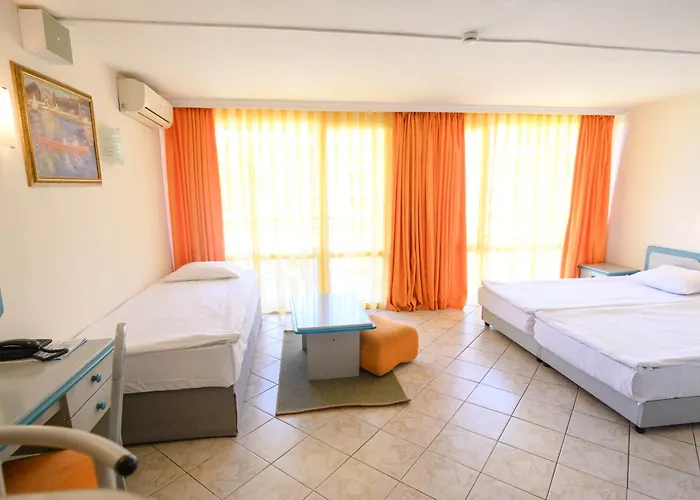 Iskar & Aquapark 호텔