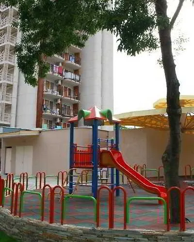 Хотел Iskar & Aquapark